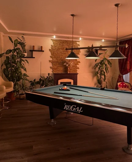 d8d9f4c9-e65b-4305-b490-2e1f24d32252-бильярд1.jpg
